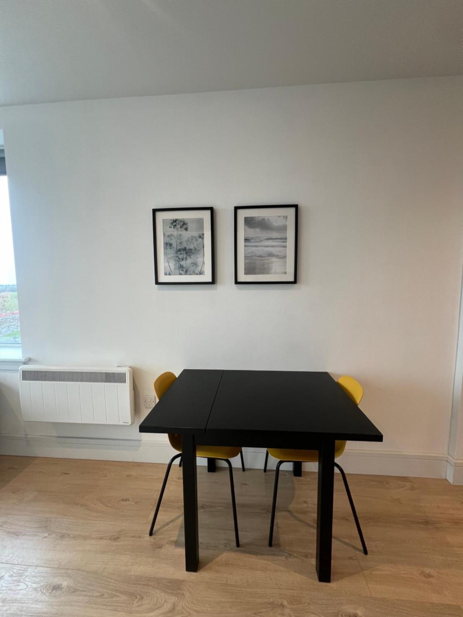 London Heathrow Airport Apartment Voyager House Terminal 12345 - Ev Electric And Parking Available! Хилингдън Екстериор снимка